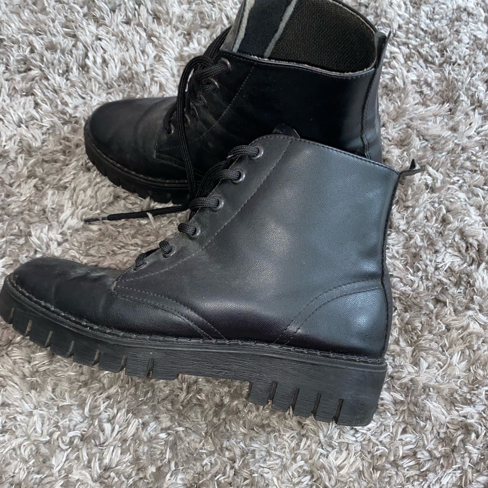 Combat Boots size 8
